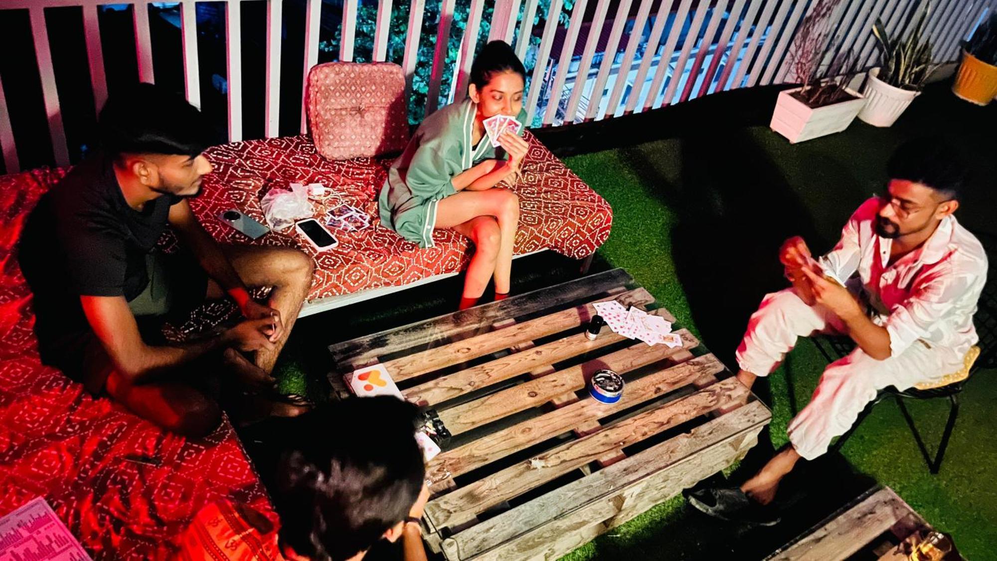 Madpackers Rishikesh Laxman Jhula 호스텔 외부 사진